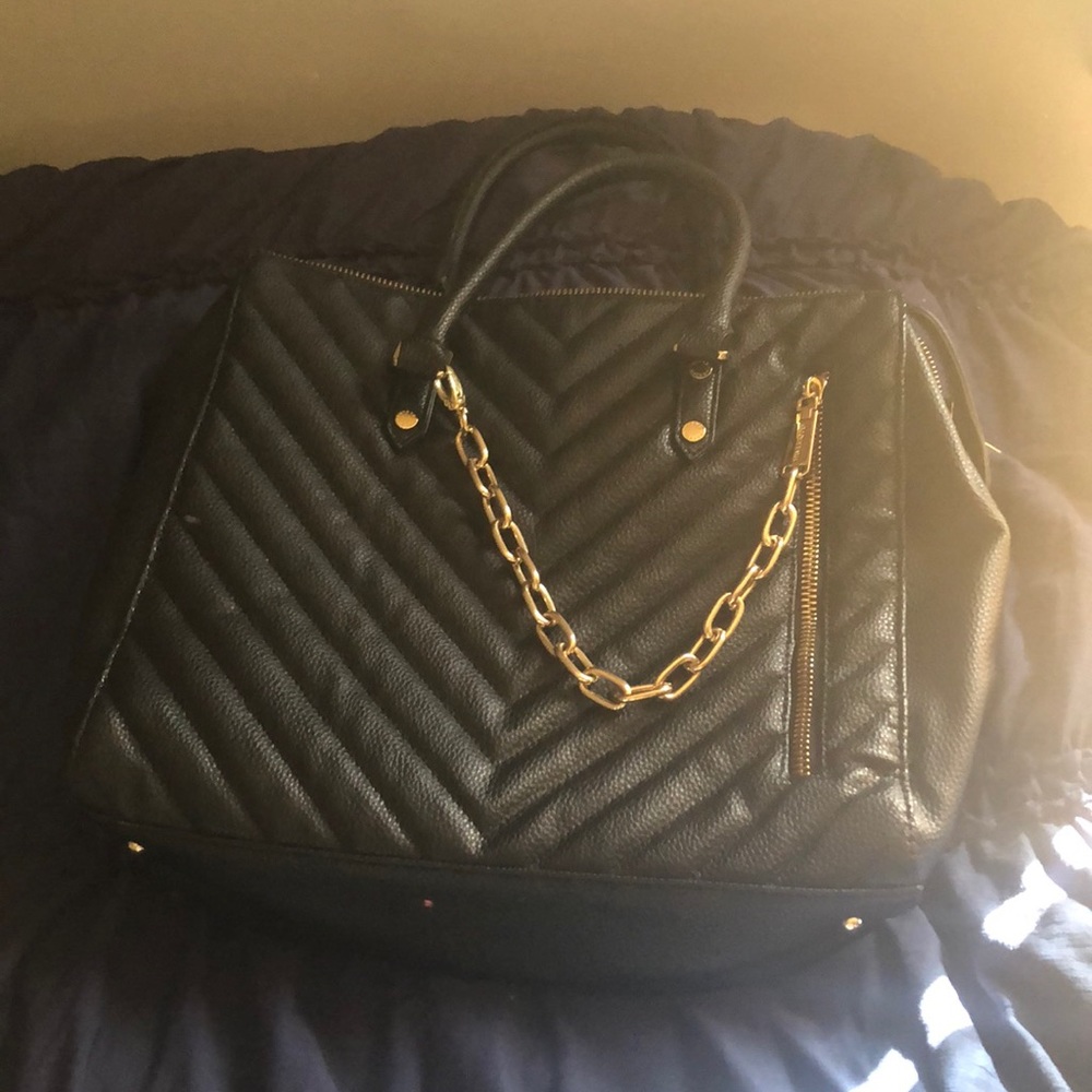 Balck steve maddes purse